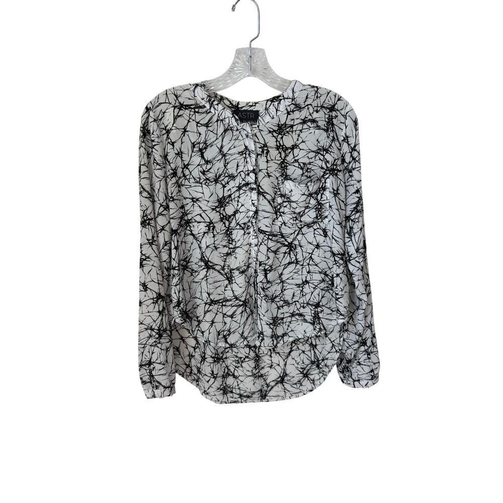 NWOT Anthropologie ASTR Marble Long Sleeve Button Up Top Size XS
